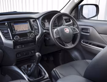 Interior Fiat Fullback Double Cab [UK-spec] (503) '2016–19