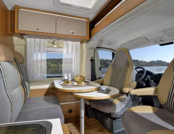 Interior 2015 Globecar Globescout Style '2014–15