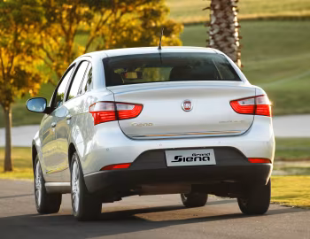 2013–16 Fiat Grand Siena Essence (326) '2012–16