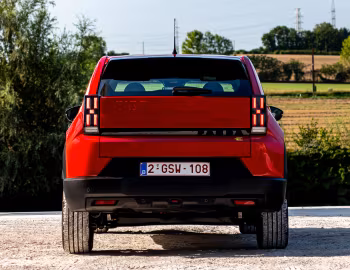 Fiat (Grande Panda)ᴿᴱᴰ Electric (328) '2025