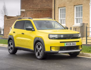 Fiat Grande Panda La Prima Electric [UK-spec] (328) '2026