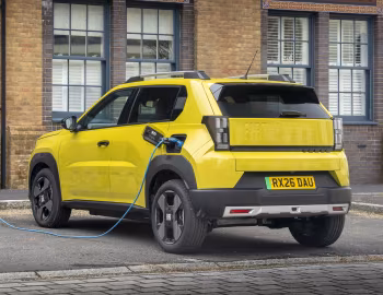 Fiat Grande Panda La Prima Electric [UK-spec] (328) '2026