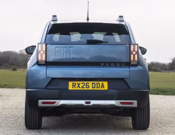 Fiat Grande Panda La Prima Hybrid [UK-spec] (328) '2026