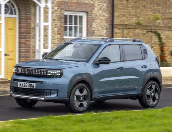 Fiat Grande Panda La Prima Hybrid [UK-spec] (328) '2026