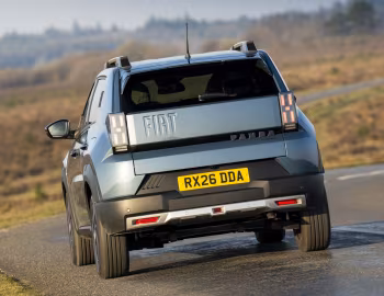 Fiat Grande Panda La Prima Hybrid [UK-spec] (328) '2026