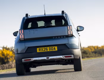 Fiat Grande Panda La Prima Hybrid [UK-spec] (328) '2026