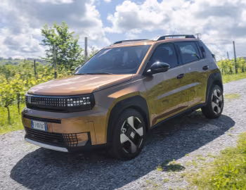 Fiat Grande Panda La Prima Hybrid [Worldwide] (328) '2025–pr.
