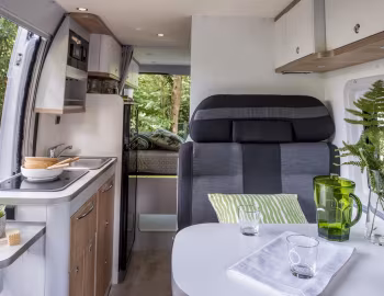 Interior 2016–17 Hanroad Cross '2015–17