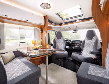 Interior 2017–18 Hobby Optima De Luxe T65 GE '2016–18