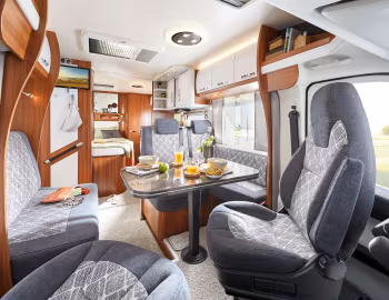 Interior 2017–18 Hobby Optima De Luxe T70 F '2016–18