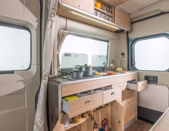 Interior 2015–16 Hymercar Rio '2014–16