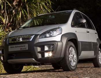2011–13 Fiat Idea Adventure [Latam] (350) '2010–13