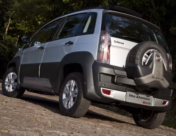 2011–13 Fiat Idea Adventure [Latam] (350) '2010–13