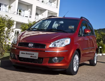2011–13 Fiat Idea Essence [Latam] (350) '2010–13