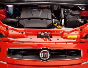 Bajo el capó 2011–12 Fiat Idea Sporting [Latam] (350) '2010–12