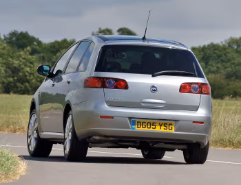 Fiat Croma [UK-spec] (194) '08.2005–02.2007