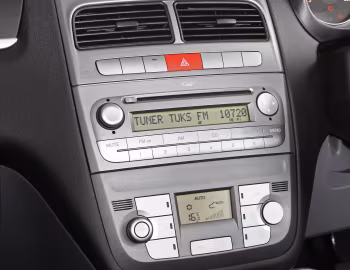 Interior Fiat Punto Essence [South Africa] (310) '2011–12