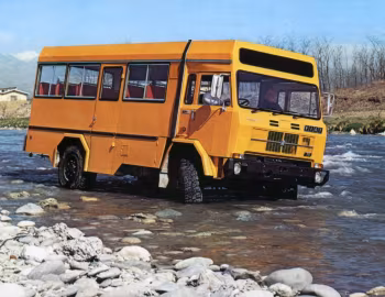 Iveco-Fiat 75 PC 4×4 autobus di turno Esperia '1978