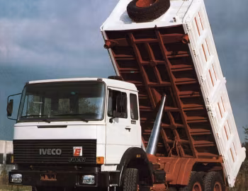 Iveco-Fiat 330-35 EmilCamion ribaltabile trilaterale (P) '1983–????