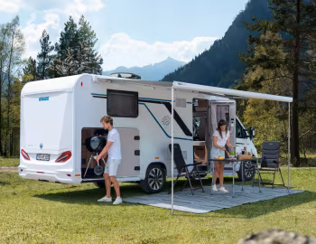 2025–pr. Knaus Sky TI 650 MEG '2024–pr.