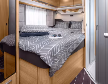 Interior 2025 Knaus Sky TI 650 MF '2024–25