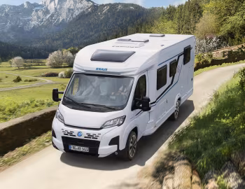 2025–pr. Knaus Sky TI 700 MEG '2024–pr.