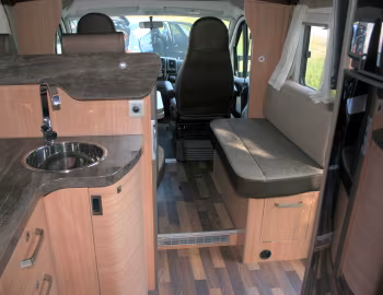 Interior 2011–14 Knaus Sky Wave 650 MF '2010–14
