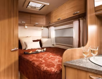 Интерьер 2009–11 Knaus Sport Liner '2008–11