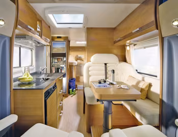 Interior 2009–11 Knaus Sun TI (250) '2008–11