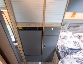 Interior 2022–24 la strada Avanti C '2021–24
