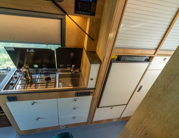 Interior 2022–24 la strada Avanti F '2021–24