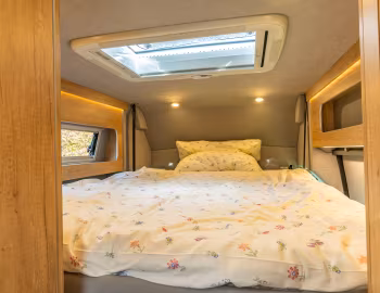 Interior 2022–24 la strada Avanti F '2021–24