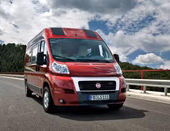 2008–11 la strada Avanti L '2007–11