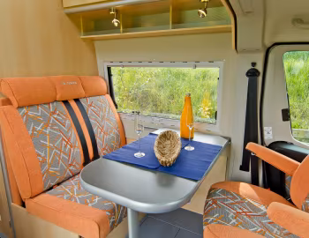 Interior 2014 la strada Avanti XL '2013–14