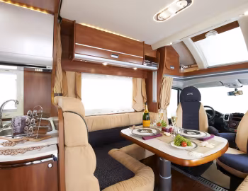 Interior 2013–14 Laika Kreos 4010 '2012–14