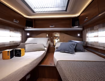 Interior 2015–21 Laika Kreos 5009 '2014–21