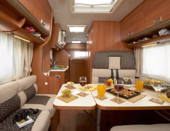 Интерьер 2010–13 Laika X700 '2009–13