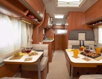 Интерьер 2010–13 Laika X700 '2009–13
