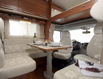 Interior 2010–13 Laika X710 '2009–13