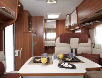 Interior 2010–12 Laika X713R '2009–12
