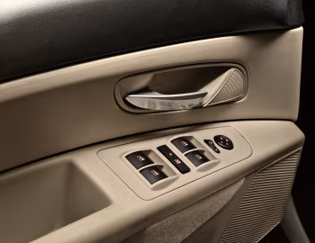 内饰 Fiat Linea (323) '2012–17