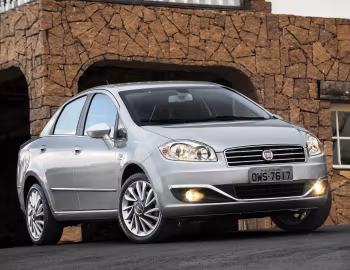 2015–16 Fiat Linea Absolute [Latam] (323) '2014–16