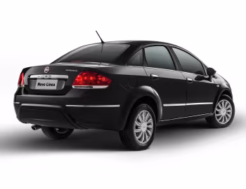 2015–16 Fiat Linea Essence [Latam] (323) '2014–16