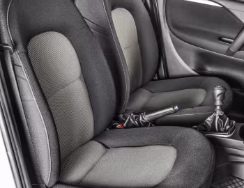 Interior 2015–16 Fiat Linea Essence [Latam] (323) '2014–16