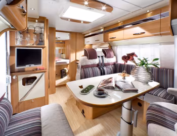 Interior 2011–12 LMC Liberty Cruiser T 721 '2010–12