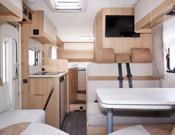 Interior 2022 LMC Cruiser V 646 G '2021–22
