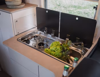 Interior 2026 LMC Tracer 680 DL '2025–pr.