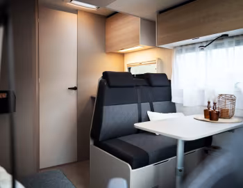 Interior 2026 LMC Tracer 730 EL '2025–pr.