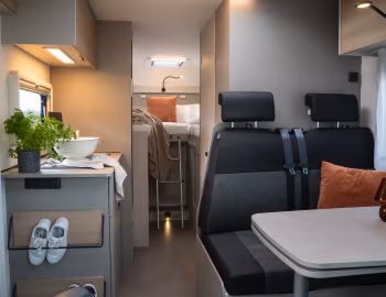 Interior 2026 LMC Tracer V 670 '2025–pr.