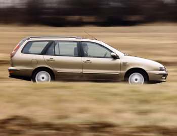 Fiat Marea Weekend [UK-spec] (185) '1997–99